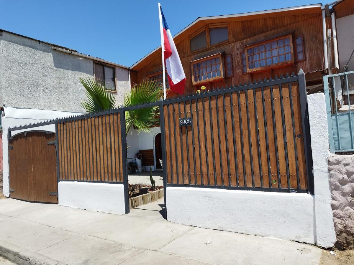 Hostal Sol Y Luna Σαντιάγκο Εξωτερικό φωτογραφία